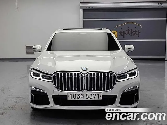 BMW 7 серии 2020 thumb 7