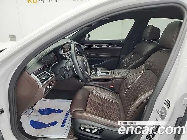 BMW 7 серии 2020 thumb 8
