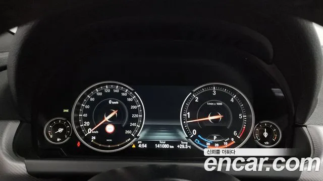 BMW 6 серии 2016 thumb 4