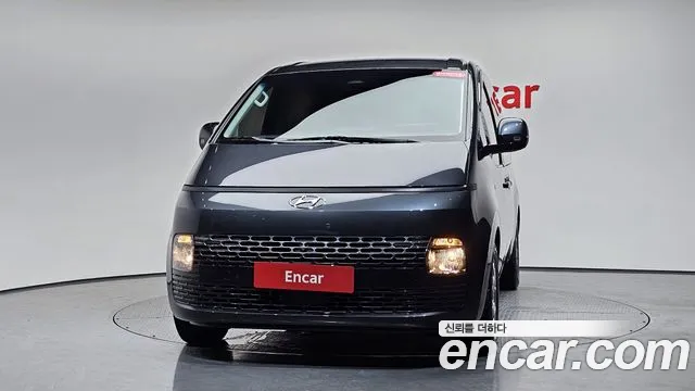 Hyundai Staria 2021 thumb 3