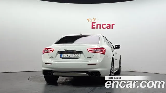 Maserati Ghibli 2020 thumb 8