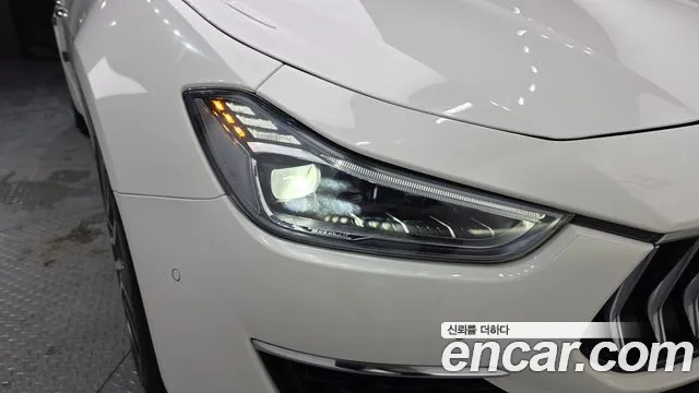 Maserati Ghibli 2020 thumb 4