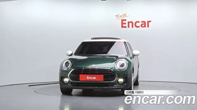 Mini Cooper Clubman 2018 thumb 4