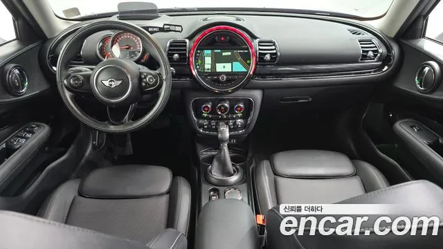 Mini Cooper Clubman 2018 thumb 2