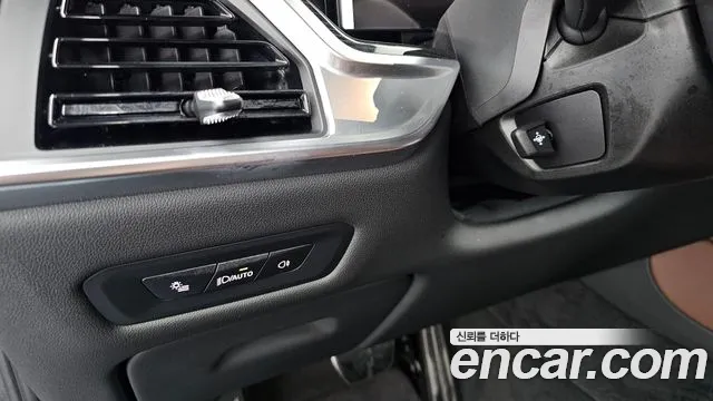 BMW X6 2025 thumb 11