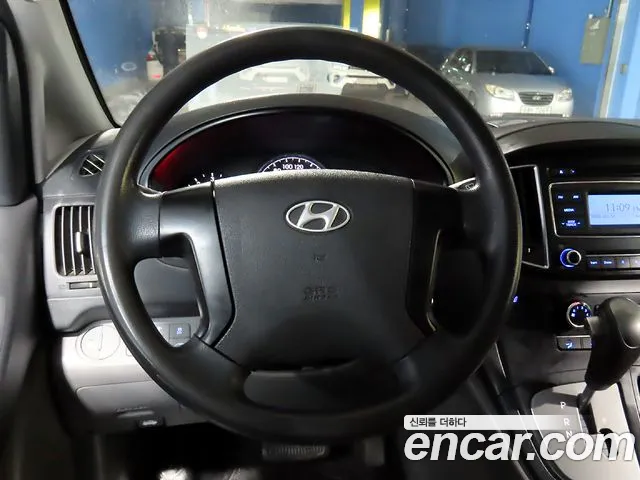 Hyundai Staria 2016 thumb 2