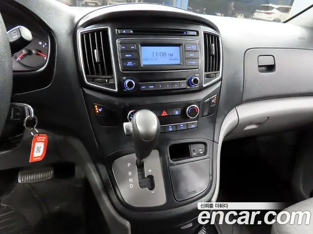Hyundai Staria 2016 thumb 5