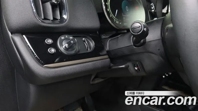 Mini Cooper Countryman 2023 thumb 2