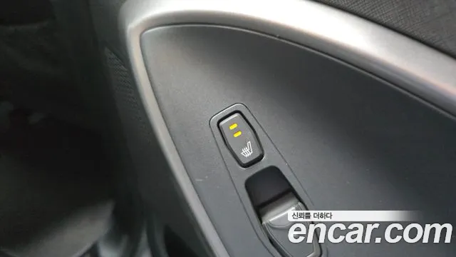 Hyundai Санта Фе 2013 thumb 11