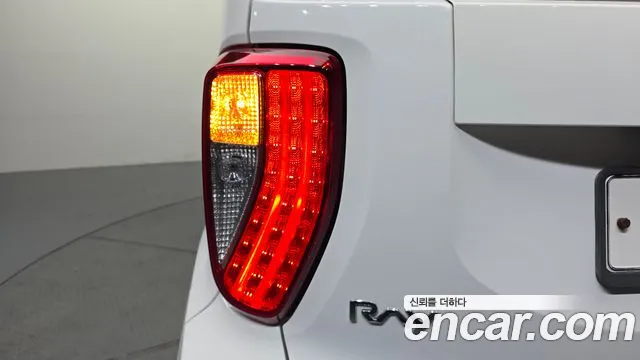 Kia Ray 2015 thumb 2