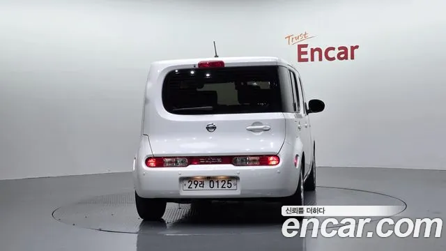 Nissan Cube 2014 thumb 11