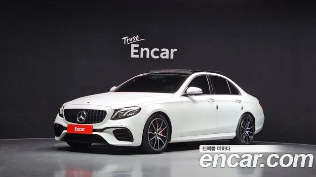 Mercedes-Benz E-Class 2017 thumb 12