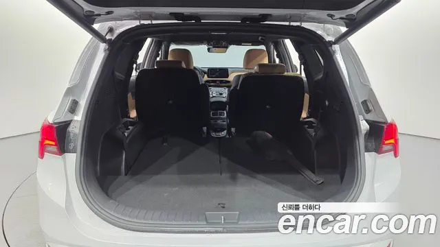 Hyundai Santa Fe 2022 thumb 4