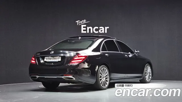 Mercedes-Benz S-Class 2018 thumb 4