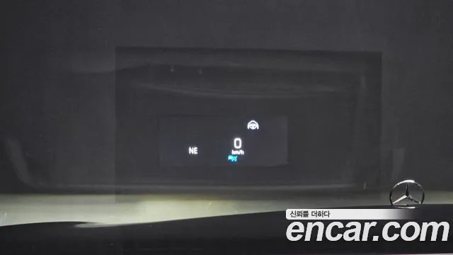 Mercedes-Benz S-Class 2018 thumb 9