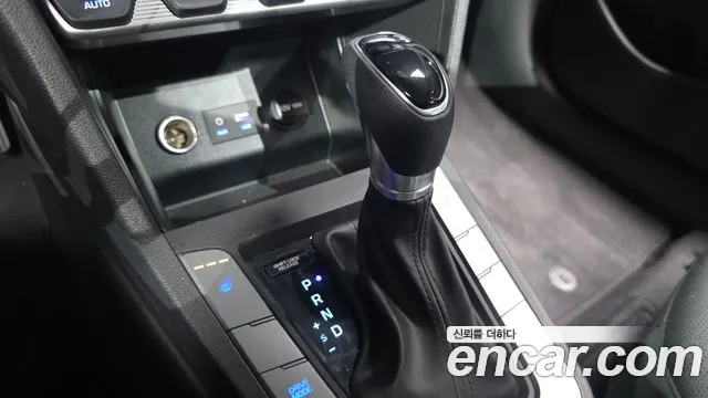 Hyundai Elantra 2019 thumb 8