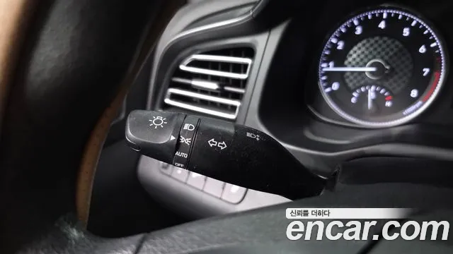 Hyundai Elantra 2019 thumb 10