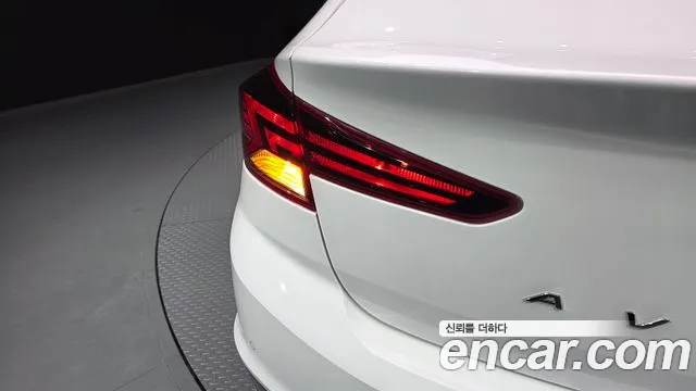 Hyundai Elantra 2019 thumb 5
