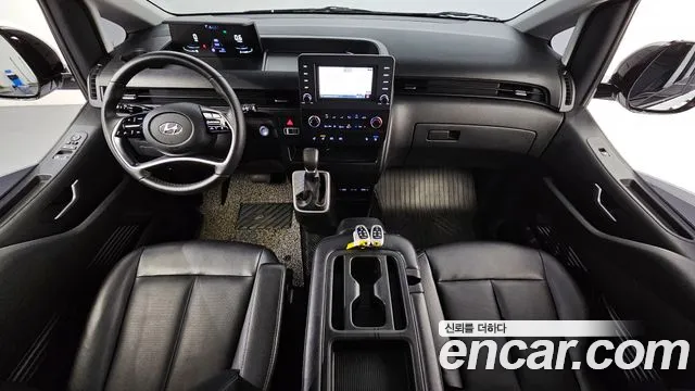 Hyundai Staria 2022 thumb 6