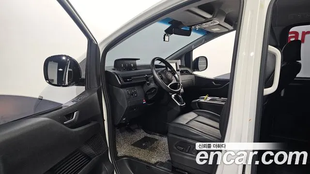Hyundai Staria 2022 thumb 5