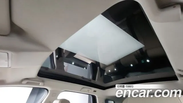 Land Rover Discovery Sport 2020 thumb 5