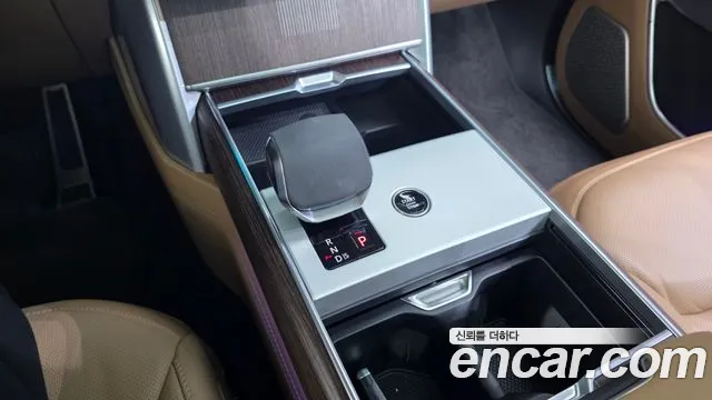 Land Rover Range Rover 2025 thumb 9
