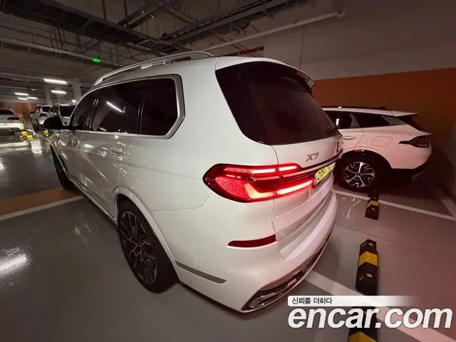 BMW X7 2025 thumb 3