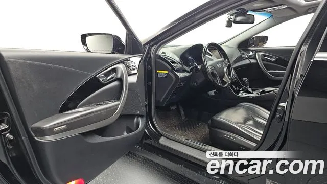 Hyundai Grandeur 2012 thumb 2