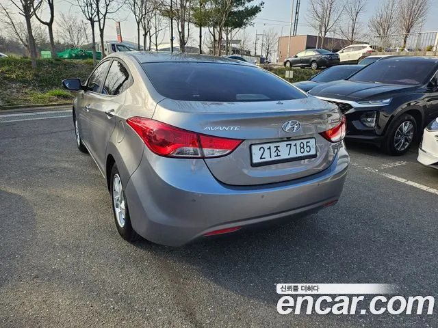 Hyundai Avante 2012 thumb 12