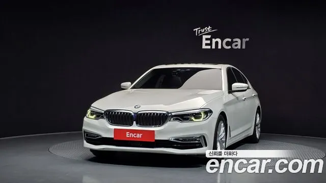 BMW 5 серии 2018 thumb 11