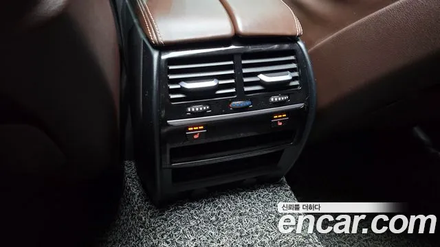 BMW 5 серии 2018 thumb 3