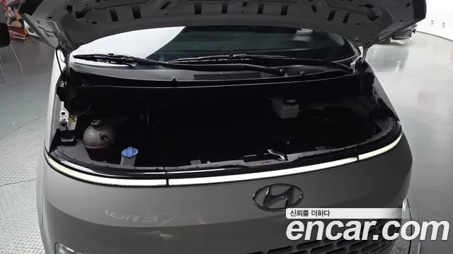 Hyundai Staria 2022 thumb 6