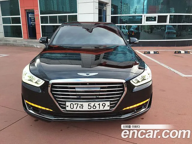Genesis G90 2016 thumb 7