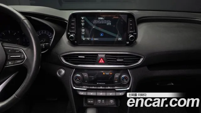 Hyundai Santa Fe 2019 thumb 10