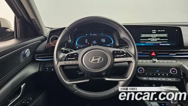 Hyundai Elantra 2024 thumb 6