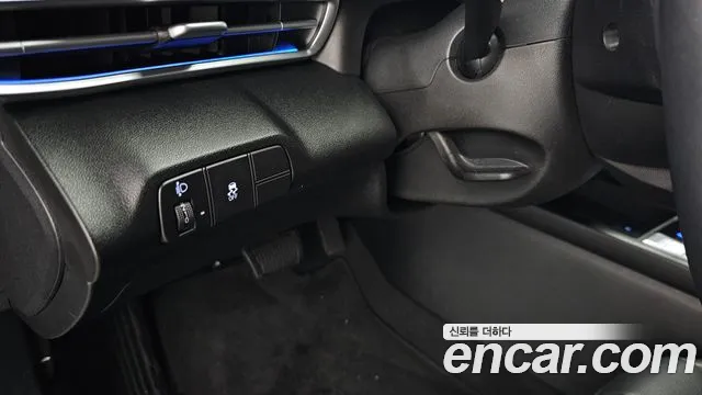 Hyundai Elantra 2024 thumb 9