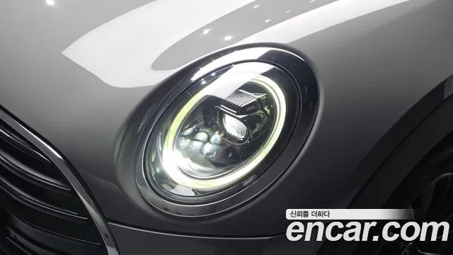 Mini Cooper Clubman 2021 thumb 10
