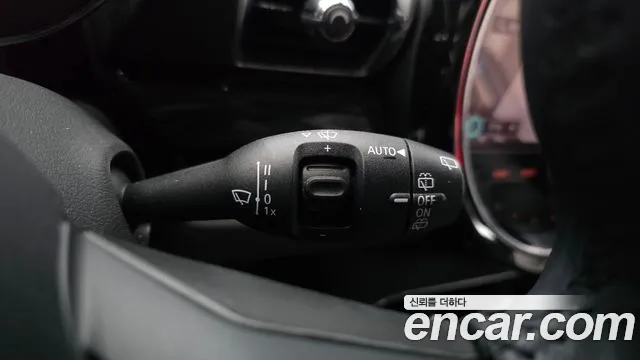 Mini Cooper Clubman 2021 thumb 4