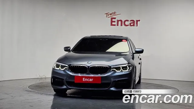 BMW 5 серии 2019 thumb 6