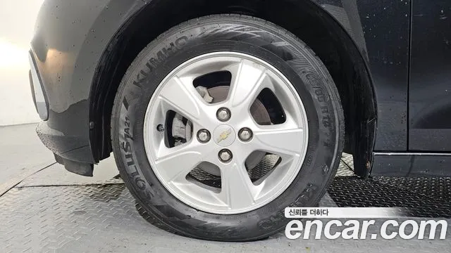 Chevrolet Spark 2016 thumb 8