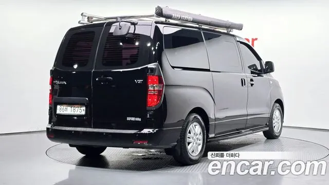 Hyundai Staria 2019 thumb 10