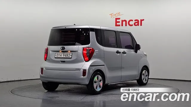 Kia Ray 2017 thumb 10