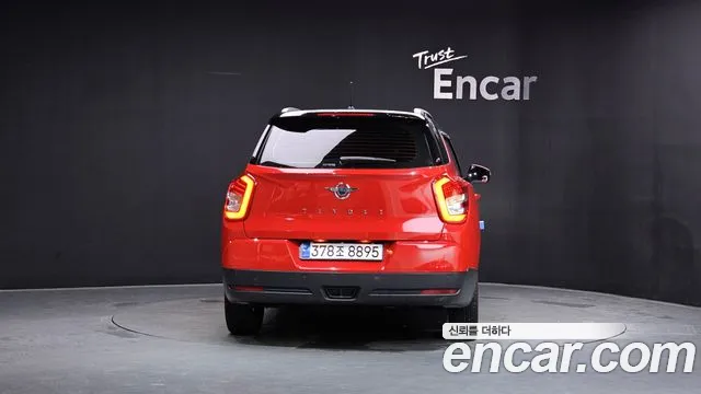 KGM Tivoli Air 2016 thumb 8