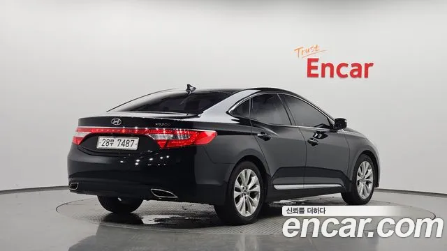 Hyundai Grandeur 2011 thumb 9