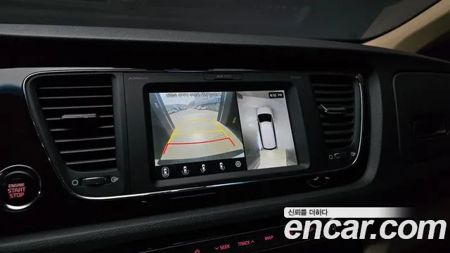 Kia Carnival 2019 thumb 7