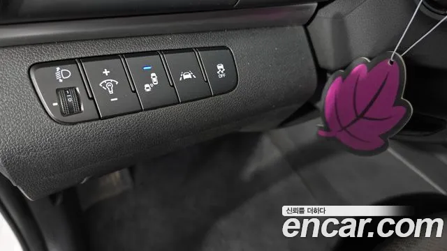 Hyundai Elantra 2019 thumb 2