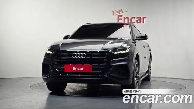 Audi Q8 2021 thumb 2