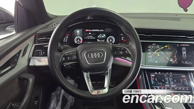 Audi Q8 2021 thumb 10