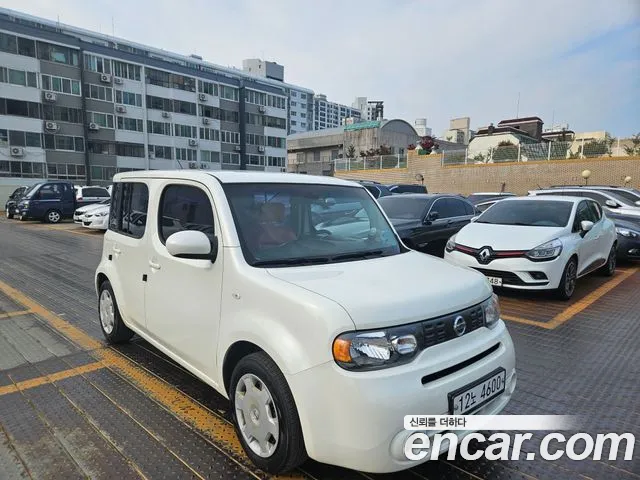 Nissan Cube 2013 thumb 4
