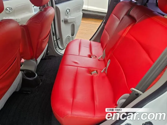 Nissan Cube 2013 thumb 2